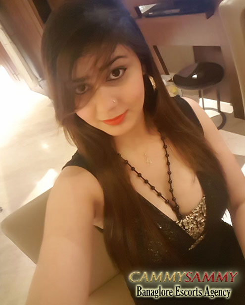Milf Akansha Bangalore Call girl