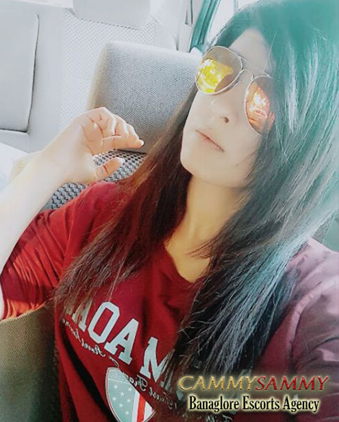 Milf Akansha Bangalore Call girl