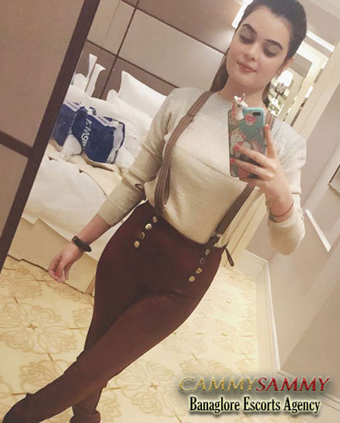 SCHOOL GIRL